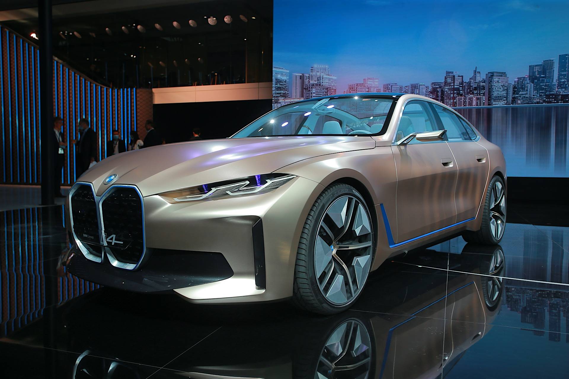 重新定义未来/2025年上市 宝马新世代概念车发布